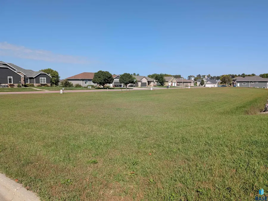 Lt 1 Bk 8 Birdie Dr, Dell Rapids, SD 57022 - #2