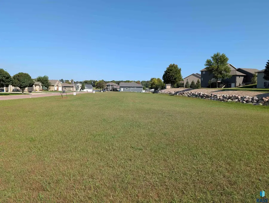 Lt 2 Bk 8 Birdie Dr, Dell Rapids, SD 57022 - #3