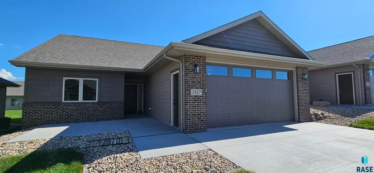2427 E Joshua Cir, Sioux Falls, SD 57108 - #1