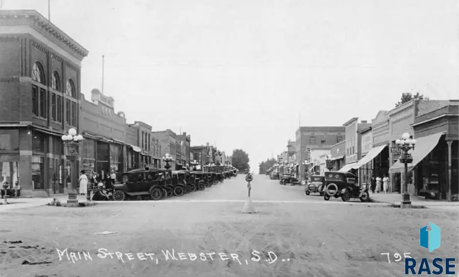 515 Main St, Webster, SD 57274 - #3