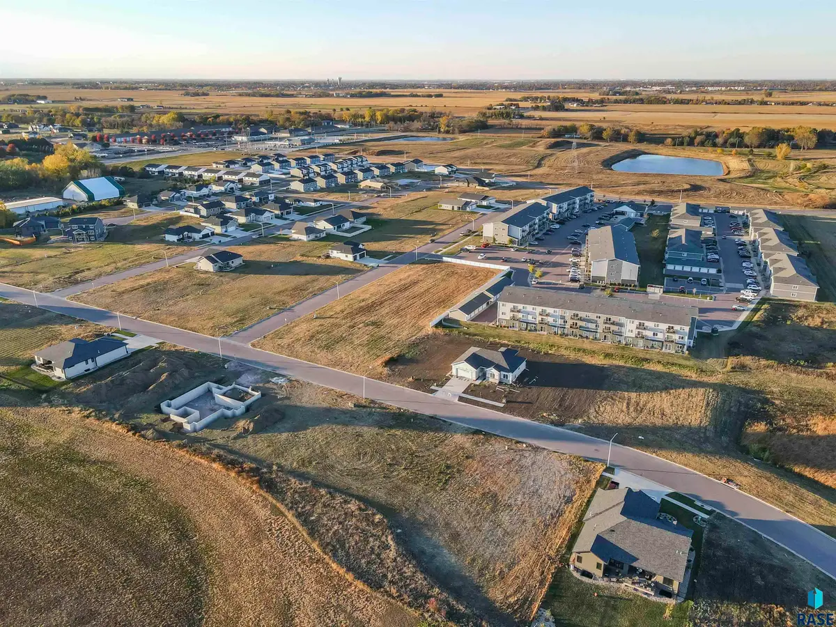 1225 Plainside Ave, Harrisburg, SD 57032 - #1