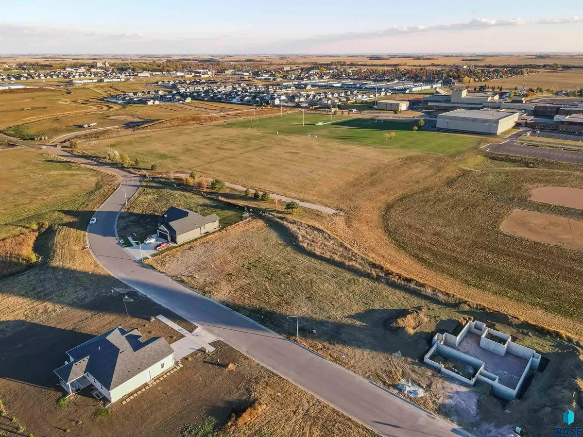 1219 Plainside Ave, Harrisburg, SD 57032 - #1