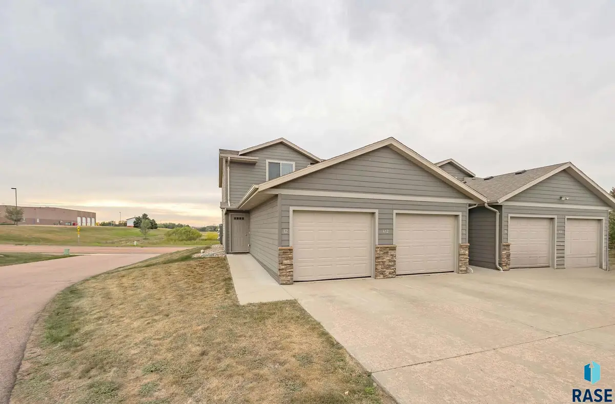 412 N Sioux Blvd, Brandon, SD 57005 - #1