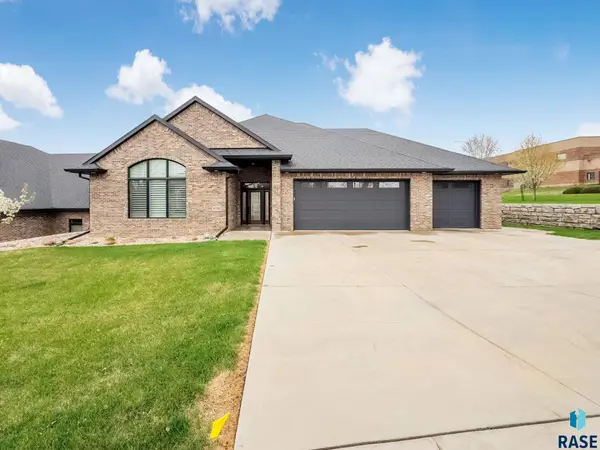 4710 S Duluth Ave, Sioux Falls, SD 57105