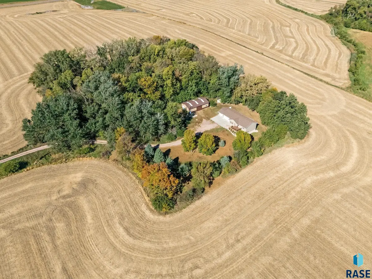 47028 248th St, Dell Rapids, SD 57022 - #1