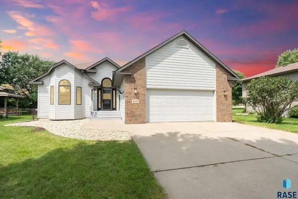 4109 S Bedford Ave, Sioux Falls, SD 57103