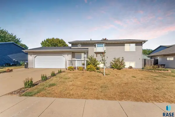 110 W Carroll St, Tea, SD 57064