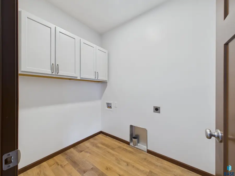 1180 Ruud Trl, Hartford, SD 57033 - #3