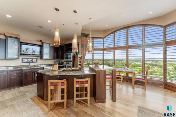 2908 W 37th Cir #703, Sioux Falls, SD 57105