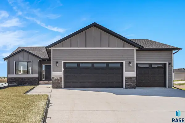 6416 S Hannby Trl, Sioux Falls, SD 57106