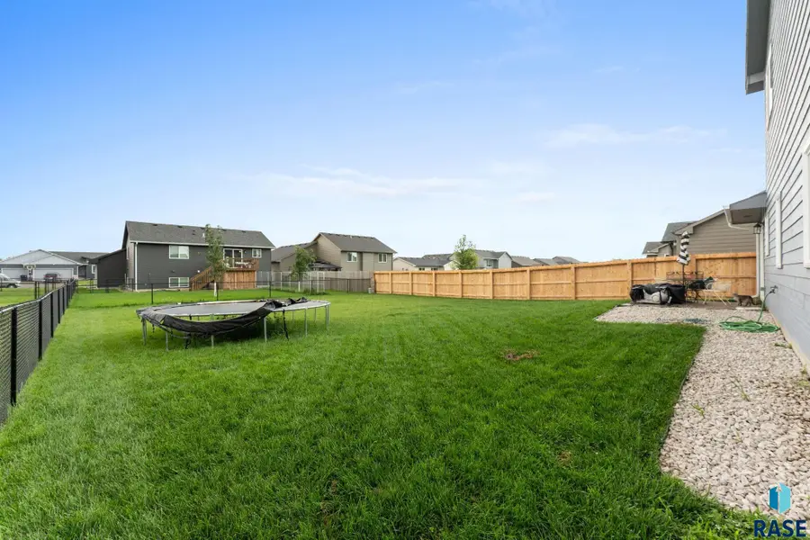 630 N Everest Ave, Tea, SD 57064 - #3