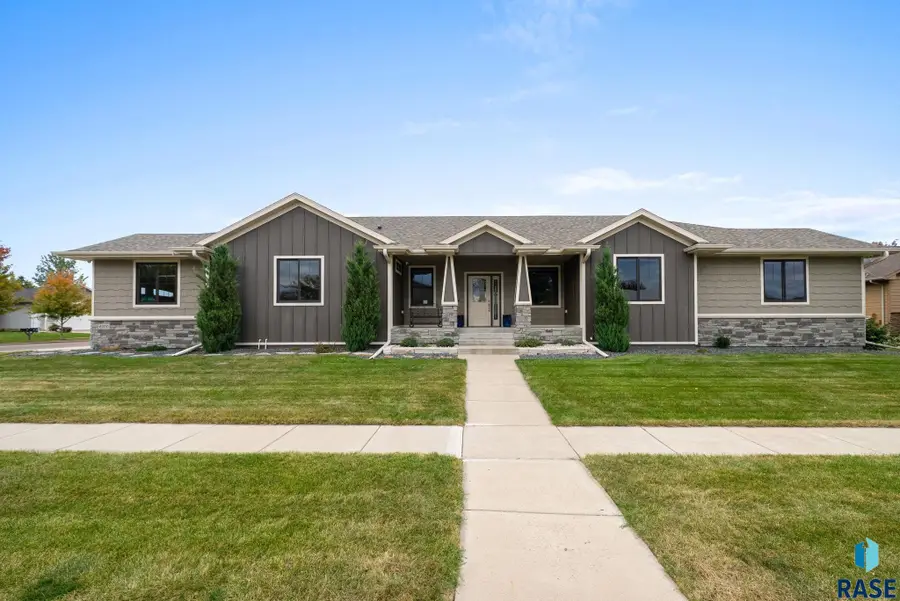 6200 S El Dorado Ave, Sioux Falls, SD 57108 - #2