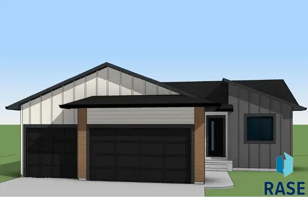 1603 Connor Ct, Yankton, SD 57078