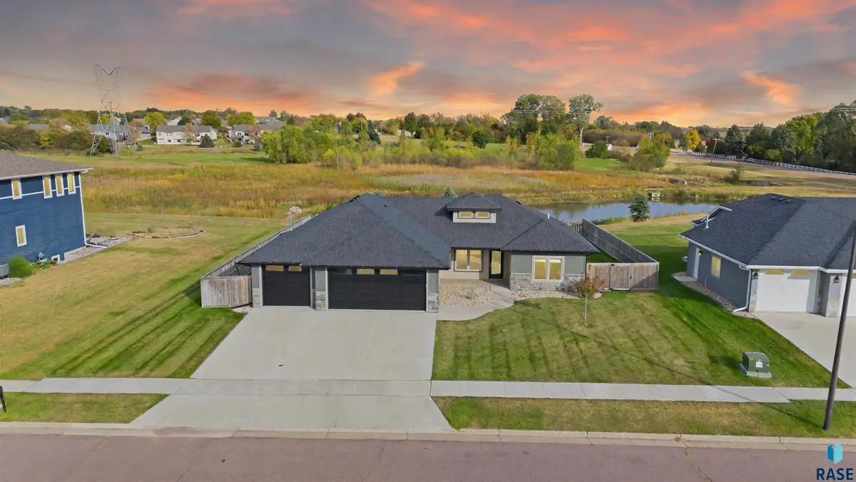 508 S Sunshine Ave, Brandon, SD 57005 - #1