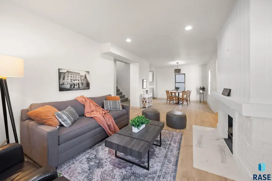 1500 S Summit Ave, Sioux Falls, SD 57105 - #3