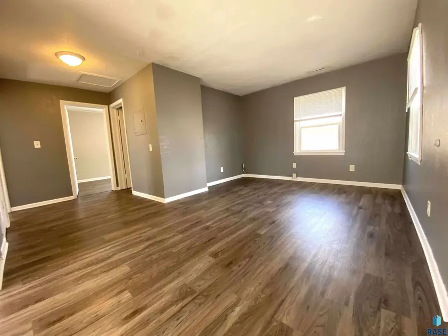 310 N Van Eps Ave, Sioux Falls, SD 57103 - #2