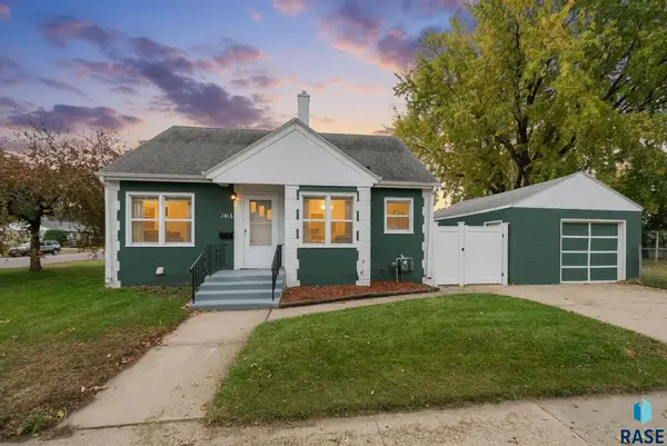 1813 E Mulberry St, Sioux Falls, SD 57103