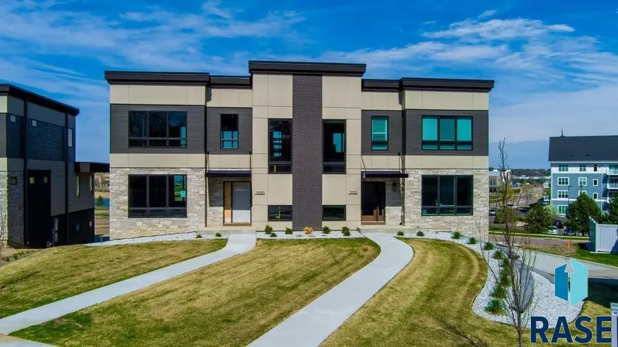 2720 S Oriya Pl, Sioux Falls, SD 57106 - #3