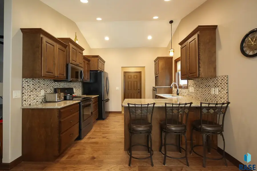 5189 S Shore Dr, Chester, SD 57016 - #3