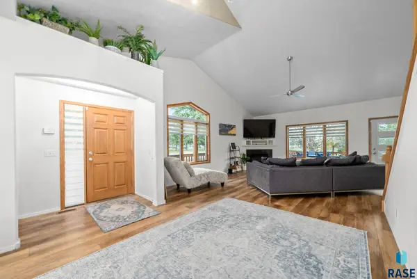 6100 S Tomar Rd, Sioux Falls, SD 57108