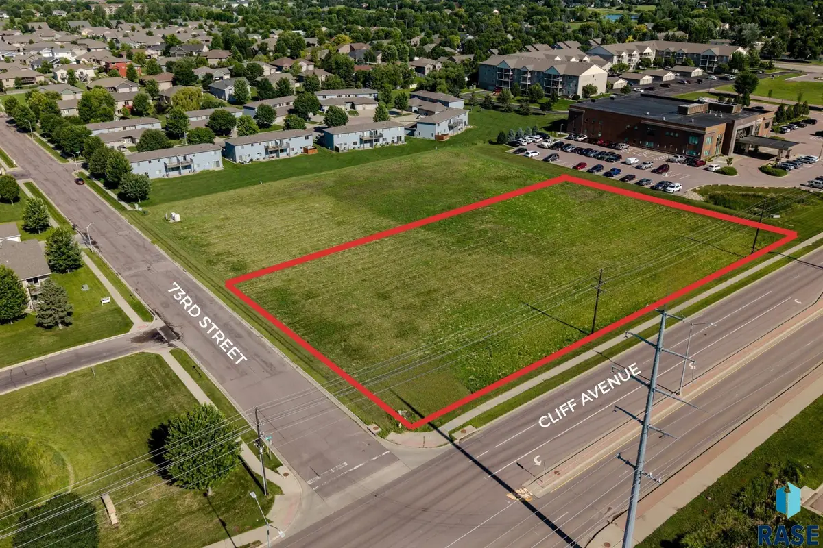 6401 S Cliff Ave, Sioux Falls, SD 57108 - #1