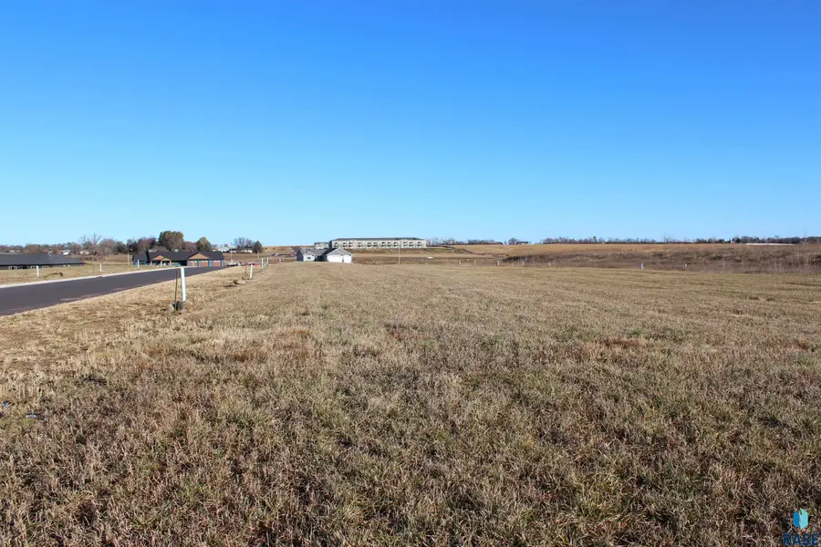 8 Dortoka Ave, Hartford, SD 57033 - #3