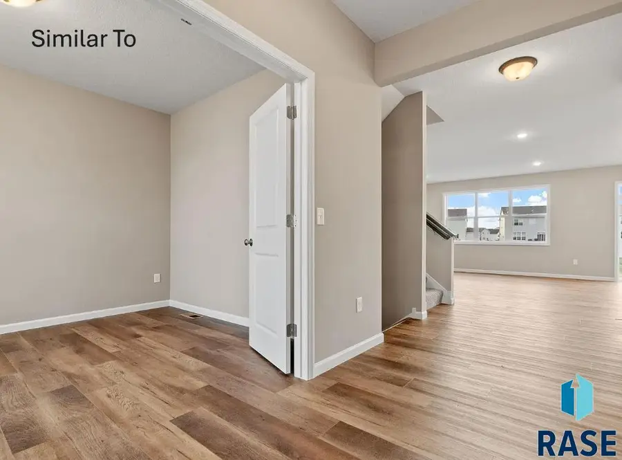 1907 N Valley View Rd, Sioux Falls, SD 57107 - #3