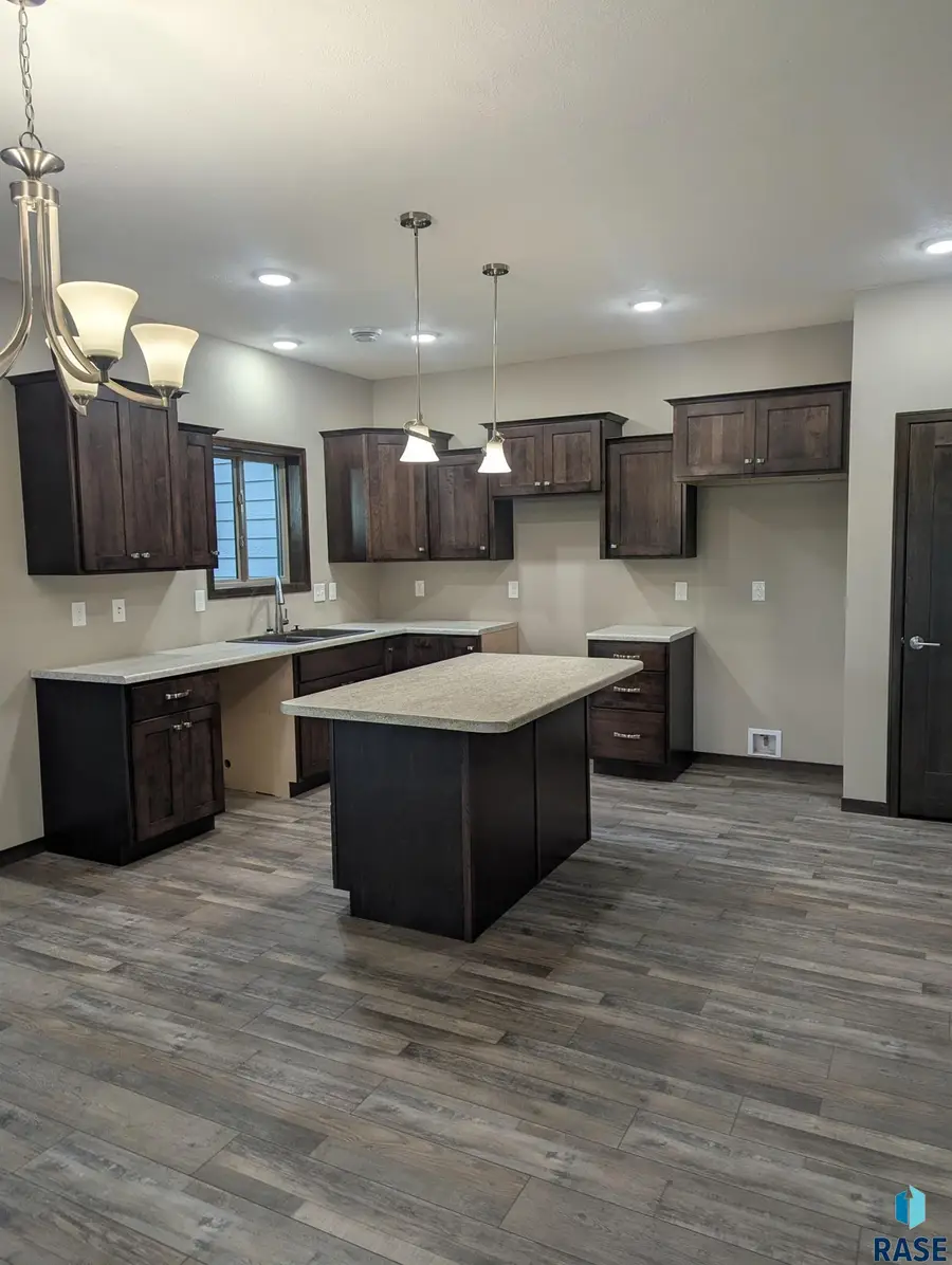 7509 W Flowerfield Pl, Sioux Falls, SD 57108 - #3