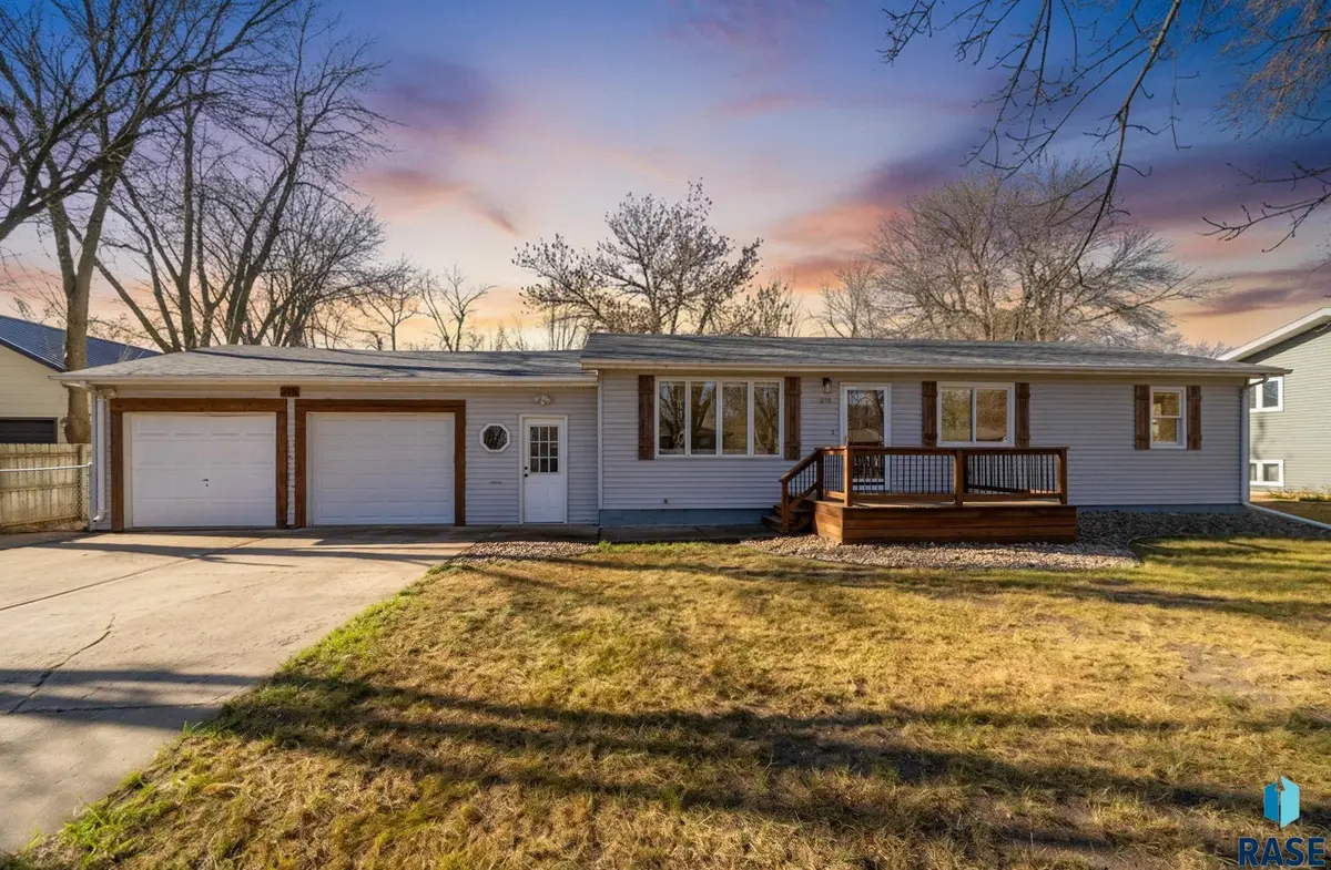 215 N Joseph Ave, Tea, SD 57064 - #1