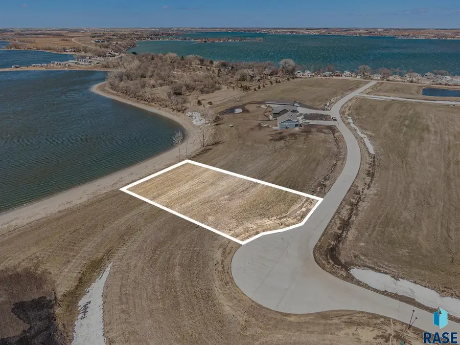 343 Sandpiper Ln, Wentworth, SD 57075 - #3