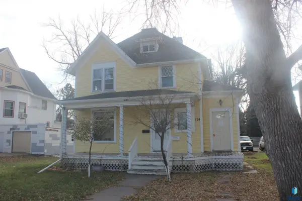 114 SE 8th, Aberdeen, SD 57401