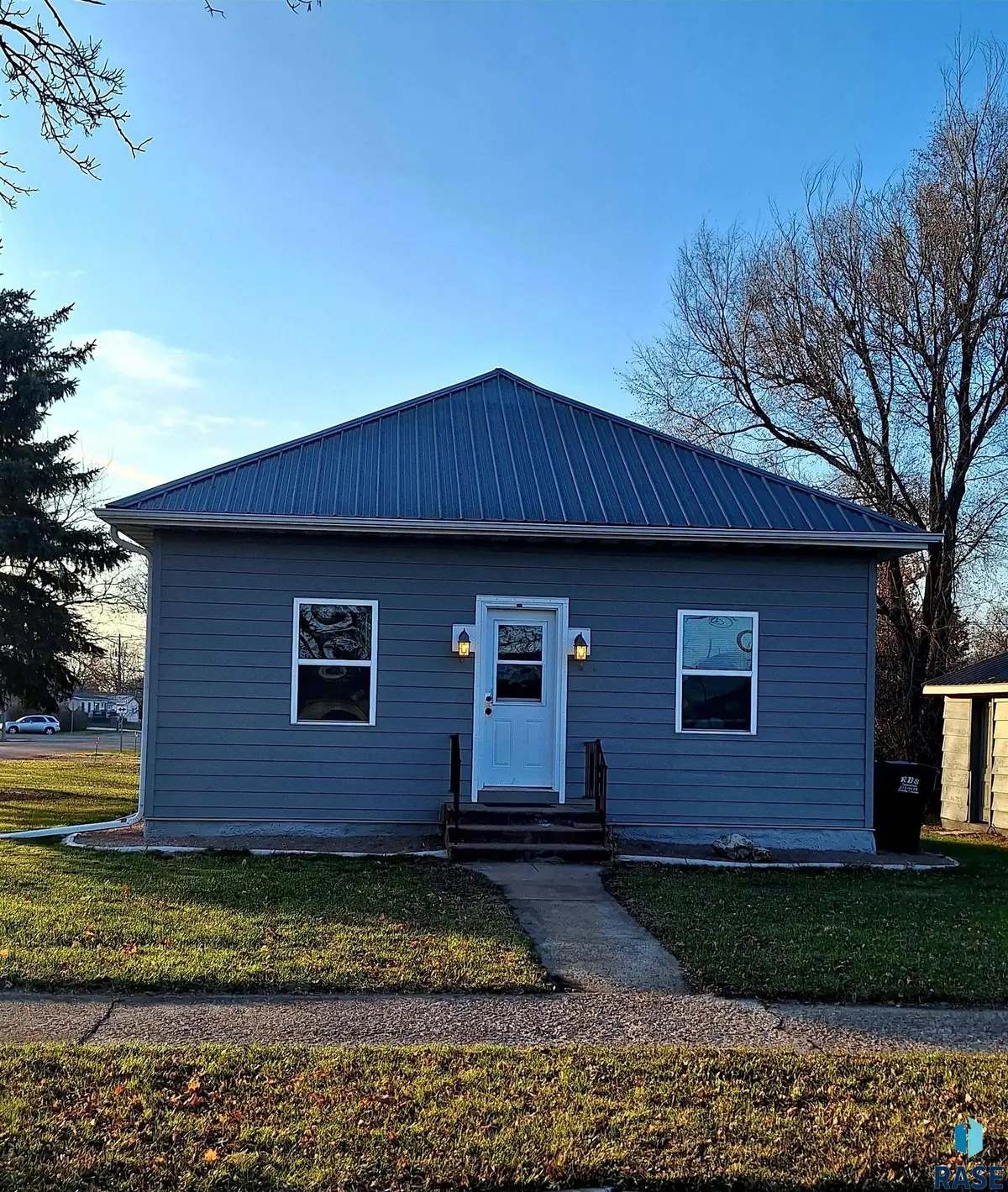 501 N Main St, Salem, SD 57058 - #1