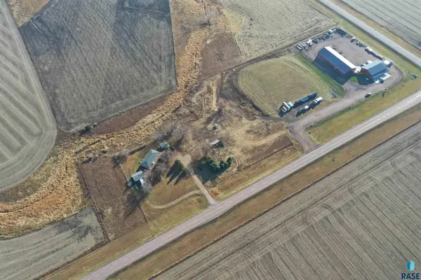 27980 Sd-17 Hwy, Lennox, SD 57039