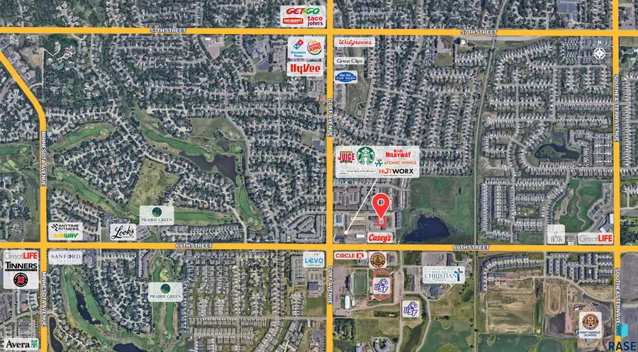 2527 E Meadowside Pl, Sioux Falls, SD 57105 - #2