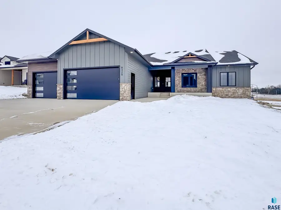 8320 E Sheridan Cir, Sioux Falls, SD 57110 - #2