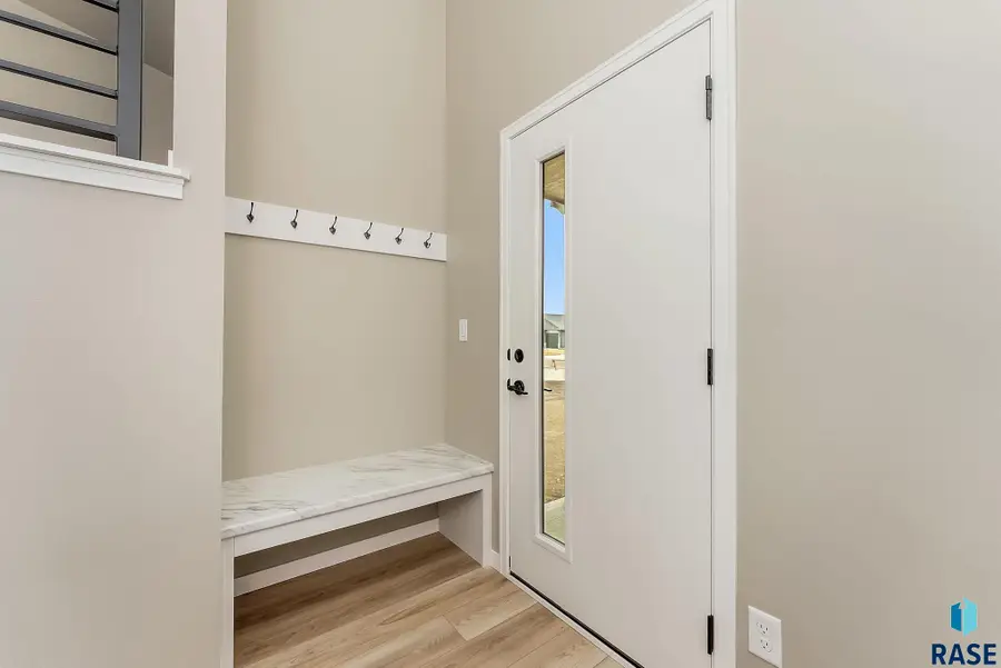 1230 N Poplar Ave, Tea, SD 57064 - #2