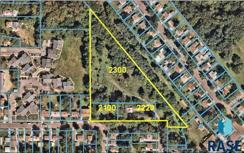 2300 E 5th St, Sioux Falls, SD 57103 - #1