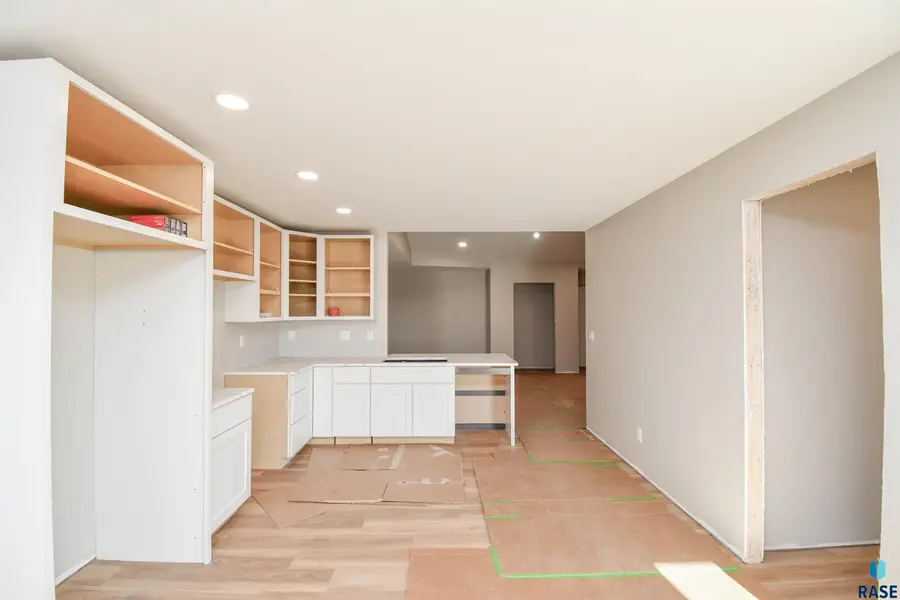 5513 W Rock Hill Pl, Sioux Falls, SD 57107 - #3