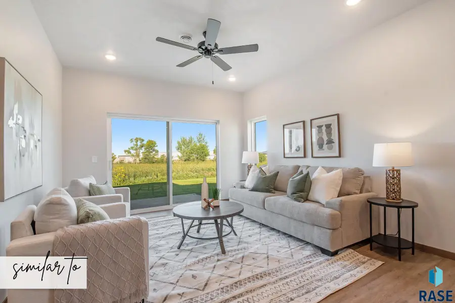 2700 S Broek Dr, Sioux Falls, SD 57106 - #2