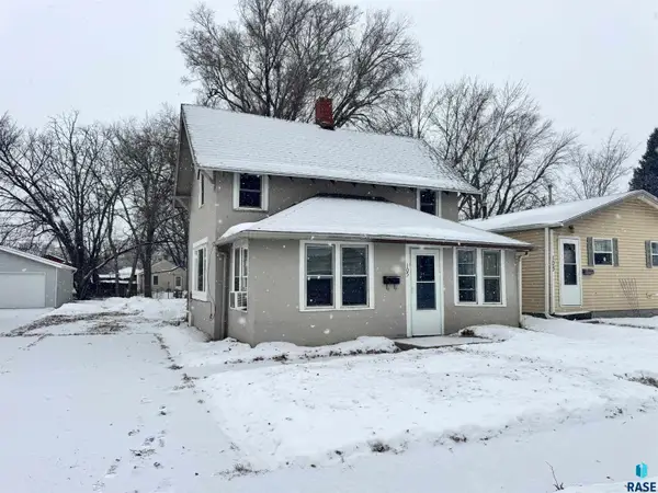 105 S Lyndale Ave, Sioux Falls, SD 57104