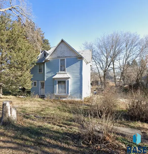 200 Michigan Ave, Geddes, SD 57342