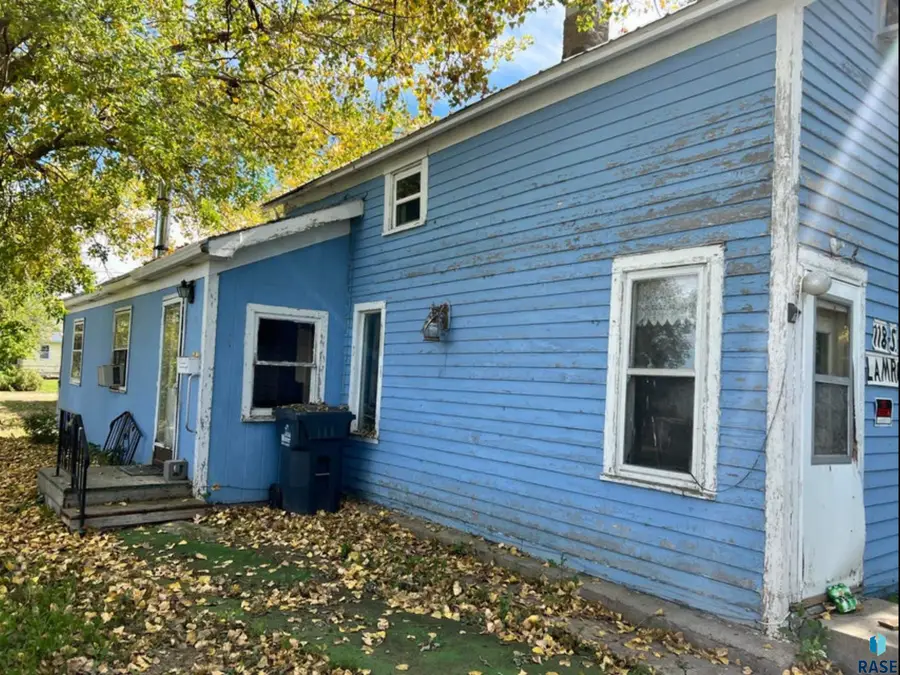118 N Lamro St, Winner, SD 57580 - #2