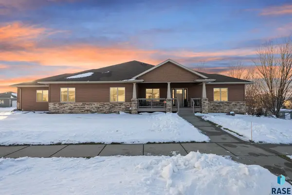 509 Hanna Trl, Crooks, SD 57020