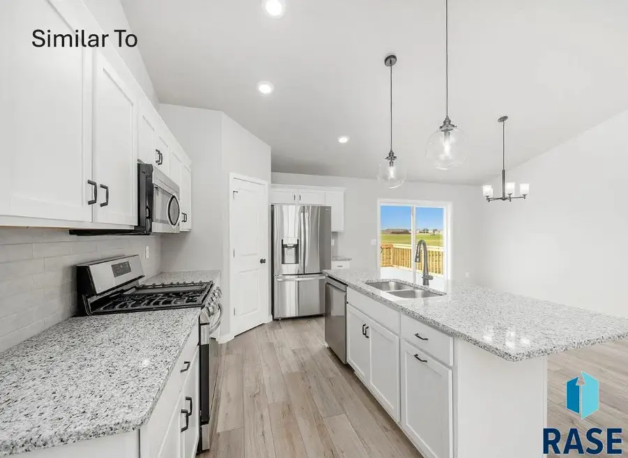 807 Estate St, Harrisburg, SD 57032 - #3