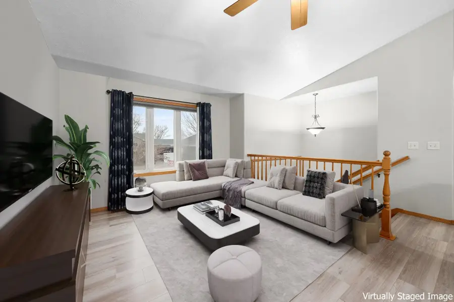 5920 S Galway Ave, Sioux Falls, SD 57106 - #3