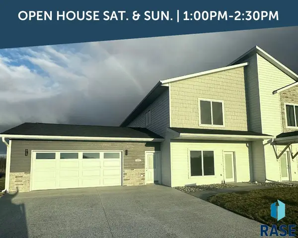 220 Ivy Ln, Crooks, SD 57020