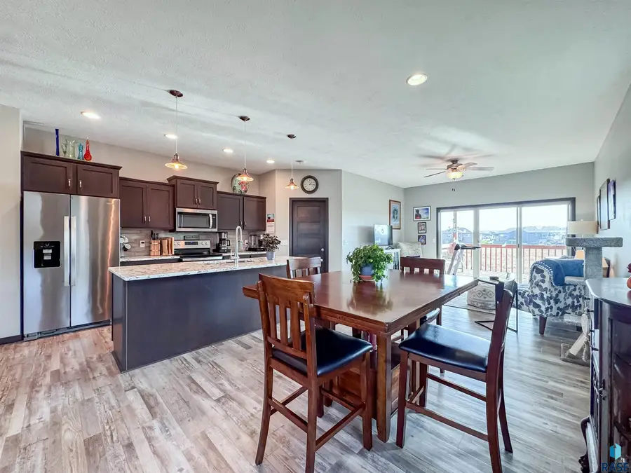 9519 W Broek Dr, Sioux Falls, SD 57106 - #3