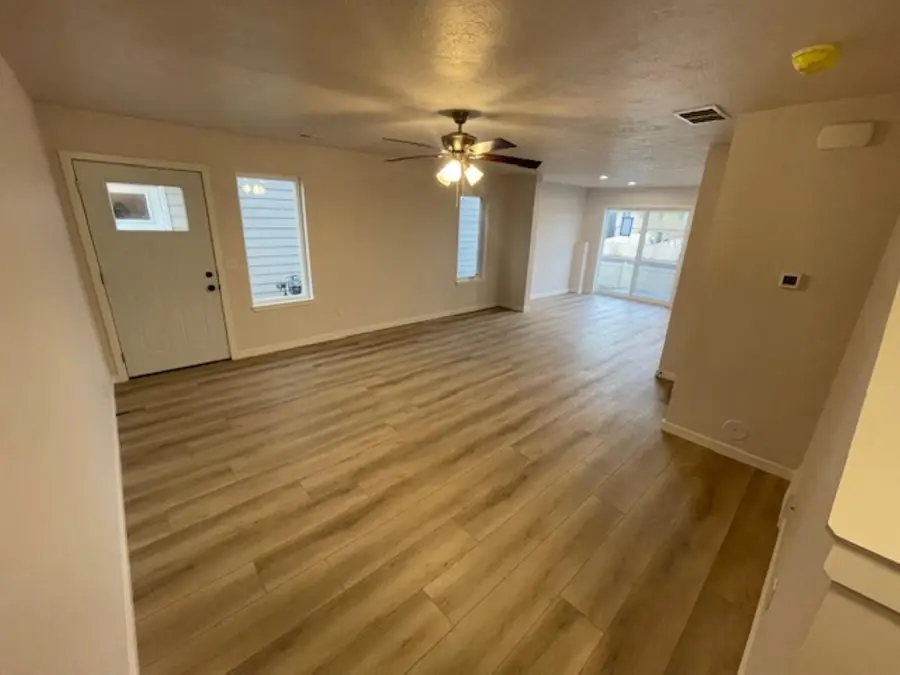 9618 W Tunis Dr, Sioux Falls, SD 57106 - #2