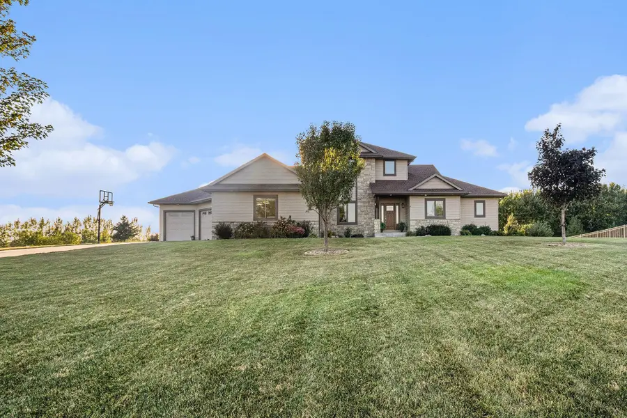 27217 Regal Ct, Sioux Falls, SD 57108 - #2