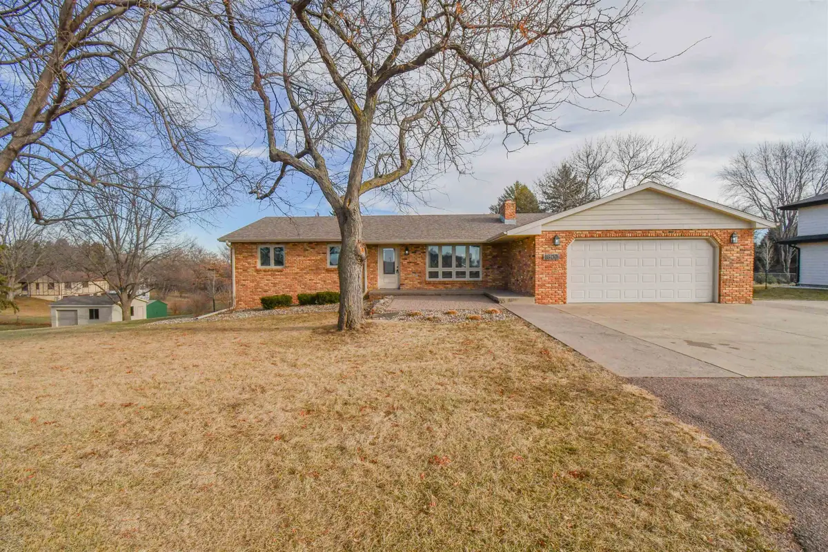 1600 S Powder House Rd, Sioux Falls, SD 57110 - #1